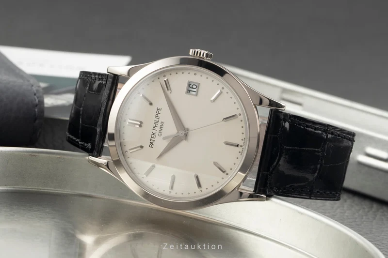 Patek Philippe Calatrava 18 ct white gold automatic men's watch 5296G-010 LP: 43802EUR [2602775]