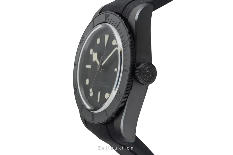 Tudor Black Bay ceramic / steel automatic men's watch 79210CNU LP: 5570EUR [2602680]
