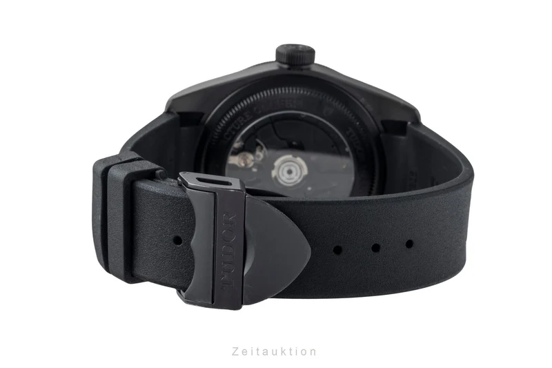 Tudor Black Bay ceramic / steel automatic men's watch 79210CNU LP: 5570EUR [2602680]