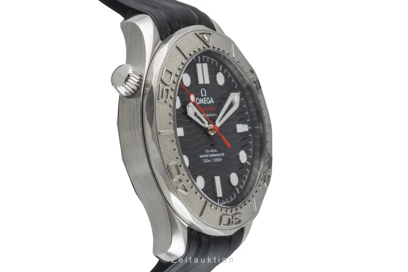 Omega Seamaster steel / titanium automatic men's watch 210.32.42.20.01.002 [2602564]