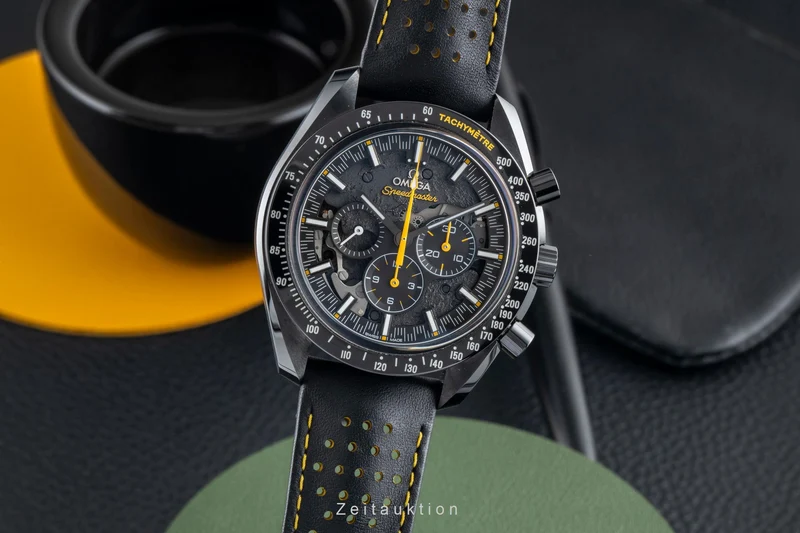 Omega Speedmaster Moonwatch chronograph ceramic manual winding men's watch 311.92.44.30.01.001 LP: 11700EUR [2602630]