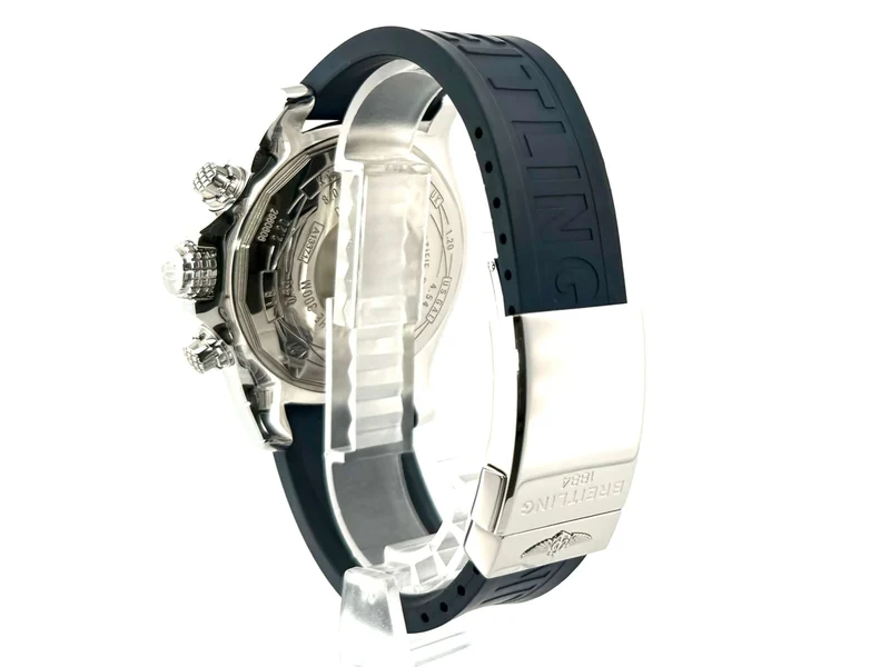 Breitling Super Avenger II Chronograph A1337111.C871.160S.A20D.2