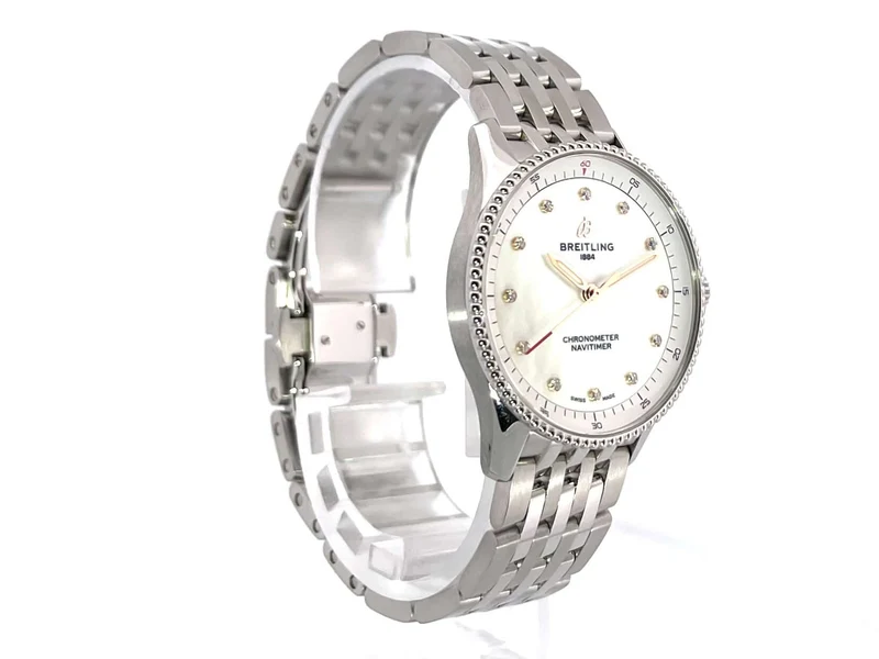 Breitling Navitimer 32 A77320E61A2A1