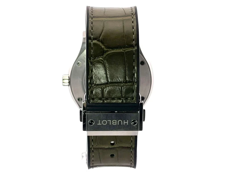 Hublot Classic Fusion Titanium Green 511.NX.8970.LR aus 2020