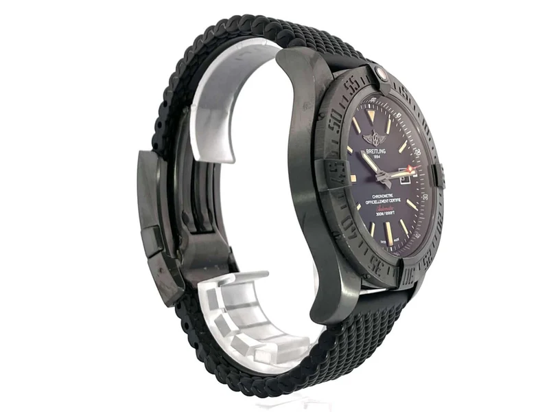 Breitling Avenger Blackbird 48 mm V1731010 aus 2015 D-Papiere