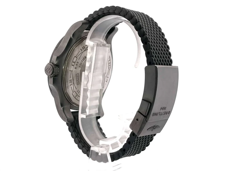 Breitling Avenger Blackbird 48 mm V1731010 aus 2015 D-Papiere
