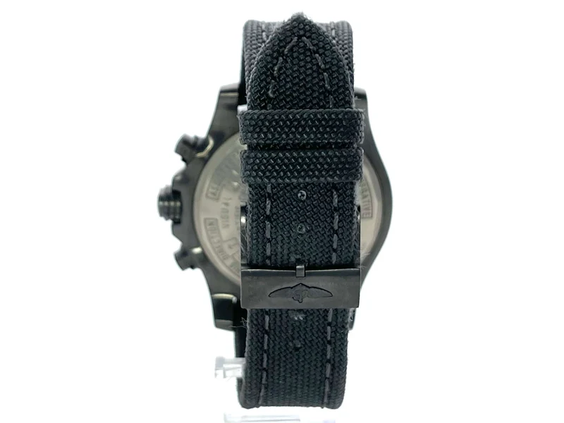 Breitling Super Avenger II Black Steel M2233010 Limited Edition aus 2014 D-Papiere