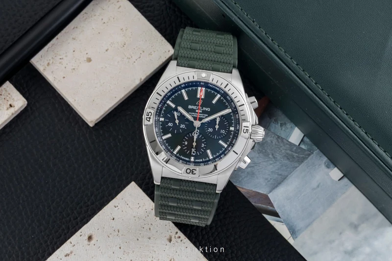 Breitling Chronomat chronograph steel automatic men's watch AB0134101L2S1 LP: 8800EUR [2602633]
