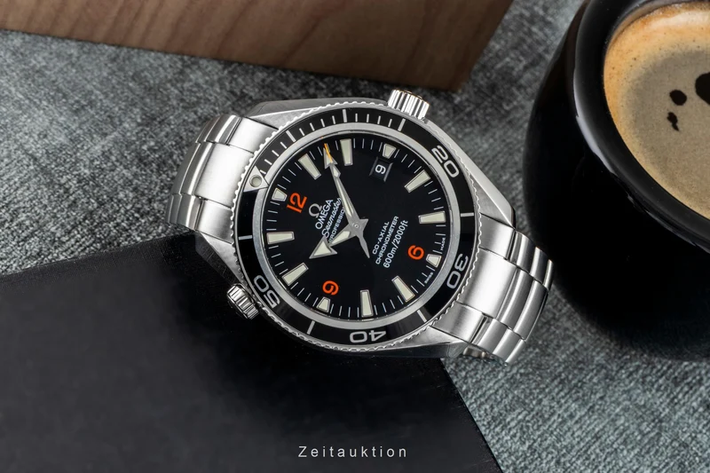 Omega Seamaster steel automatic men's watch 2201.51.00 LP: 9000EUR [2602247]