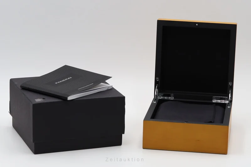 Panerai Luminor Marina steel manual winding men's watch PAM00422 LP: 12800EUR [2602645]