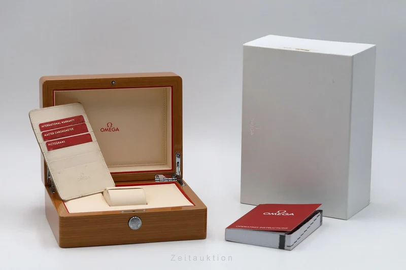 Omega Seamaster steel automatic men's watch 215.30.44.21.01.001 LP: 9000EUR [2602368]