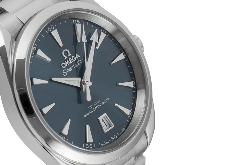 Omega Seamaster steel automatic men's watch 220.10.38.20.03.003 LP: 7200EUR [2602595]