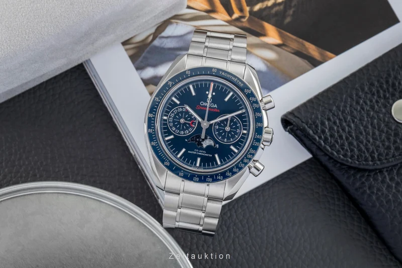 Omega Speedmaster chronograph steel automatic men's watch 304.33.44.52.03.001 LP: 12200EUR [2601906]
