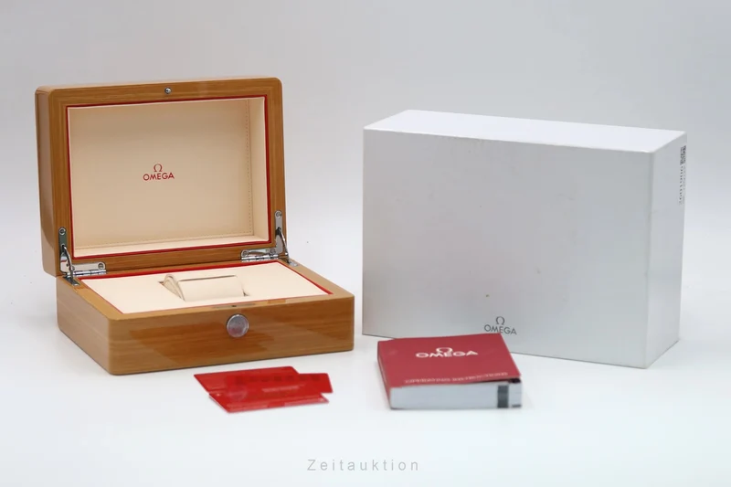 Omega Speedmaster chronograph steel automatic men's watch 304.33.44.52.03.001 LP: 12200EUR [2601906]