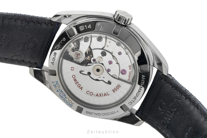 Omega Seamaster titanium automatic men's watch 231.92.39.21.04.001 LP: 6600EUR [2602559]