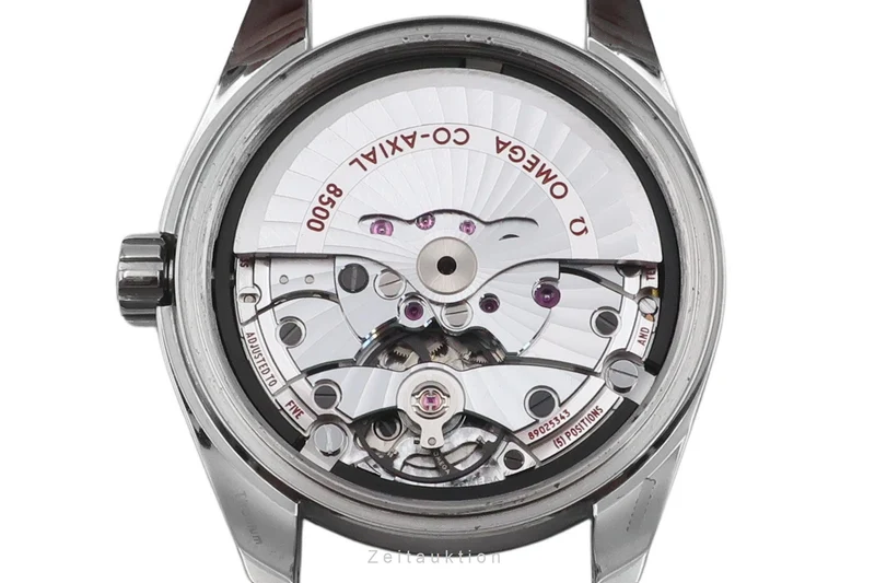 Omega Seamaster titanium automatic men's watch 231.92.39.21.04.001 LP: 6600EUR [2602559]