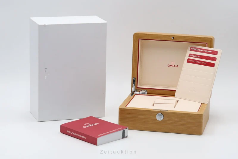 Omega Seamaster steel automatic men's watch 215.32.46.21.03.001 LP: 13400EUR [2602621]