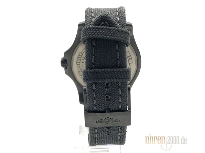 Breitling Avenger Blackbird 48 Military Band V1731010.BD12 aus 2020