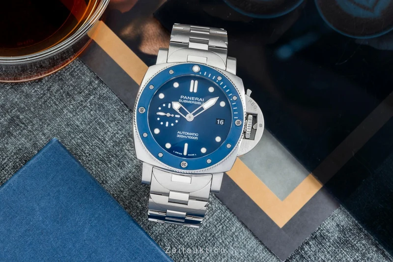 Panerai Submersible steel automatic men's watch PAM01068 LP: 12200EUR [2602785]