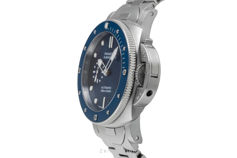 Panerai Submersible steel automatic men's watch PAM01068 LP: 12200EUR [2602785]