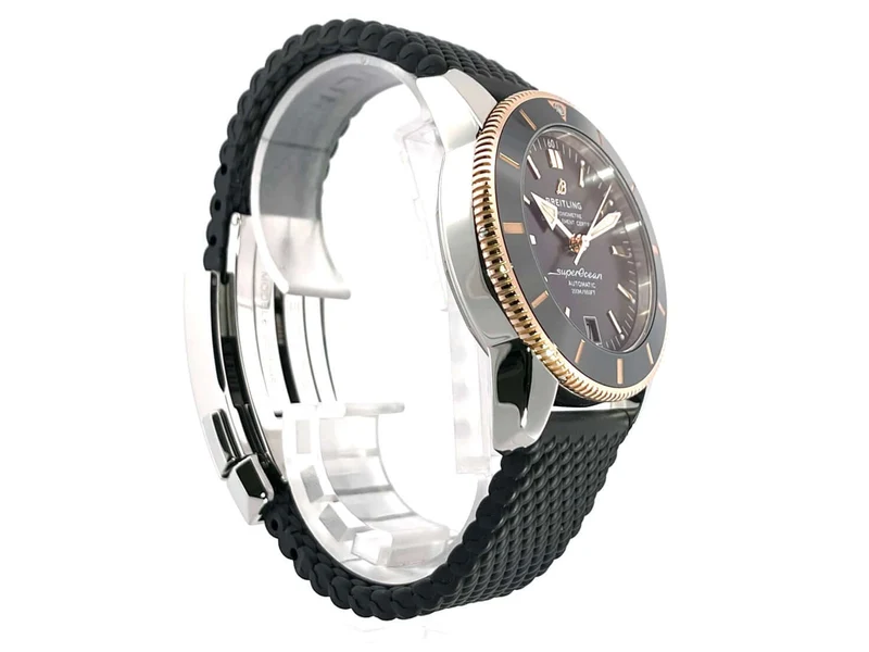 Breitling Superocean Heritage II B20 Automatic 42 UB2010121B1S1 aus 2020