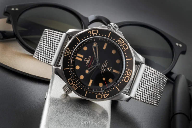 Omega Seamaster titanium automatic men's watch 210.90.42.20.01.001 LP: 10900EUR [2602562]