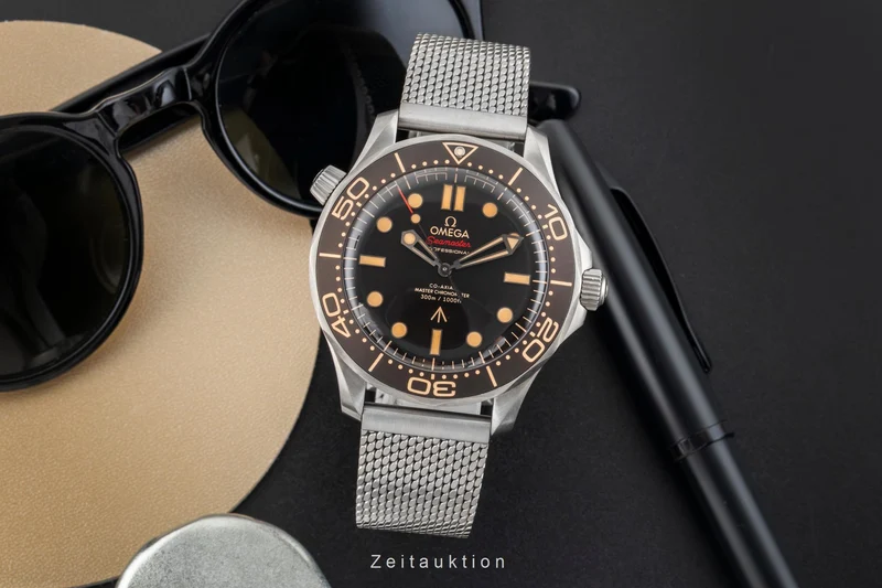 Omega Seamaster titanium automatic men's watch 210.90.42.20.01.001 LP: 10900EUR [2602562]