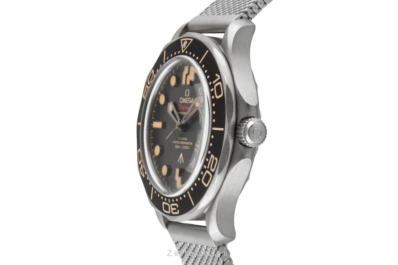 Omega Seamaster titanium automatic men's watch 210.90.42.20.01.001 LP: 10900EUR [2602562]