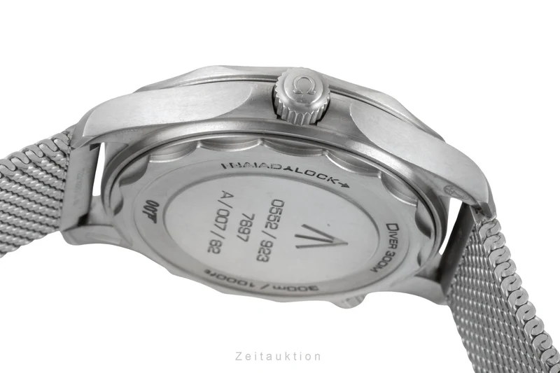 Omega Seamaster titanium automatic men's watch 210.90.42.20.01.001 LP: 10900EUR [2602562]