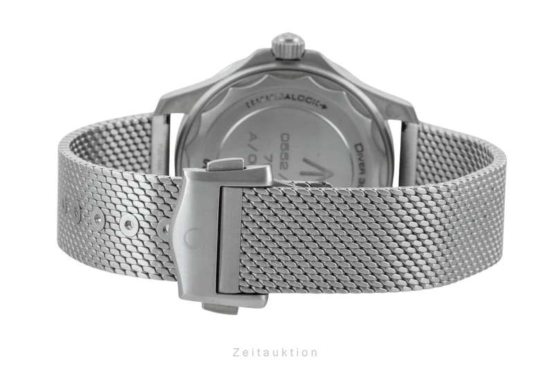 Omega Seamaster titanium automatic men's watch 210.90.42.20.01.001 LP: 10900EUR [2602562]