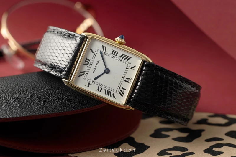 Cartier Tank 18 ct gold manual winding unisex 96041 Vintage [2601586]