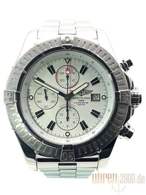 Breitling Super Avenger Chronograph A13370 aus 2010 D-Papiere