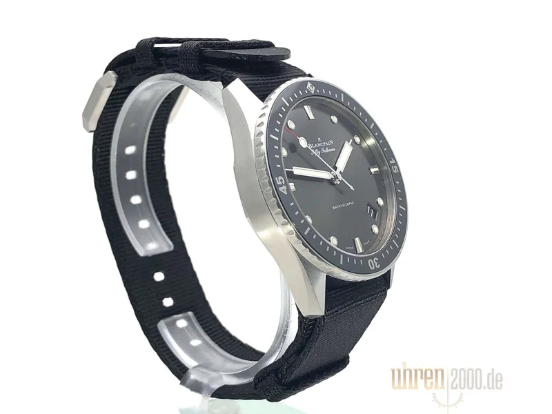Blancpain Fifty Fathoms Bathyscaphe 5000-1110 aus 2016 D-Papiere
