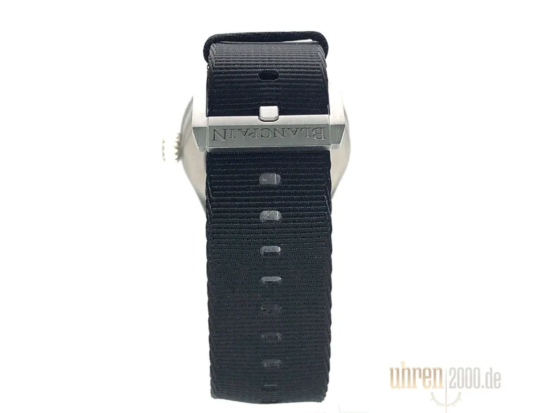 Blancpain Fifty Fathoms Bathyscaphe 5000-1110 aus 2016 D-Papiere
