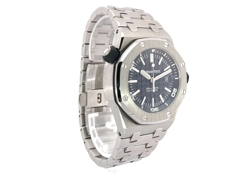 Audemars Piguet Royal Oak Offshore Diver 15703ST.OO.A002CA.01