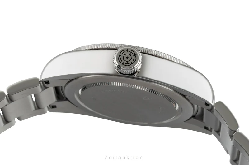 Tudor Black Bay steel automatic men's watch 79220B [2602338]