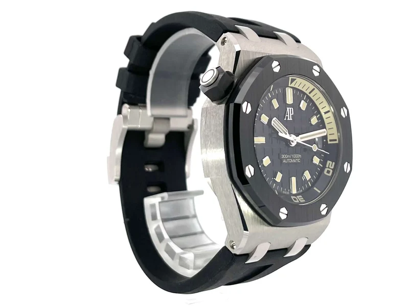 Audemars Piguet Royal Oak Offshore Diver 15720CN.OO.A002CA.01