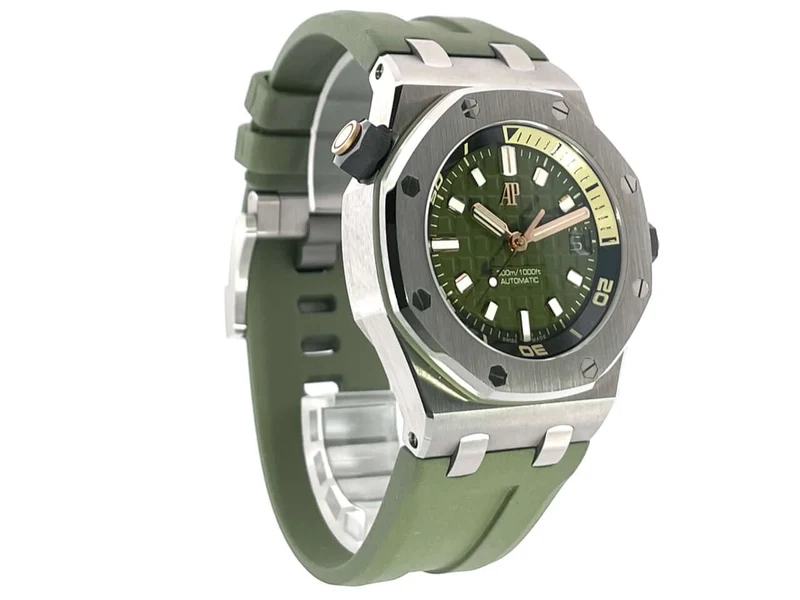 Audemars Piguet Royal Oak Offshore Diver 15720ST.OO.A052CA.01