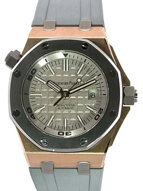 Audemars Piguet Royal Oak Offshore Diver 15711OI.OO.A006CA.01 aus 2021