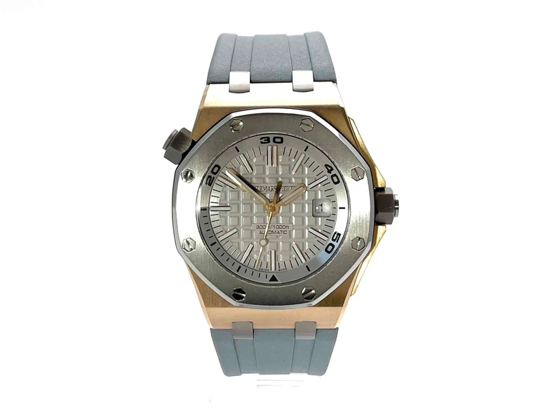 Audemars Piguet Royal Oak Offshore Diver 15711OI.OO.A006CA.01 aus 2019 D-Papiere
