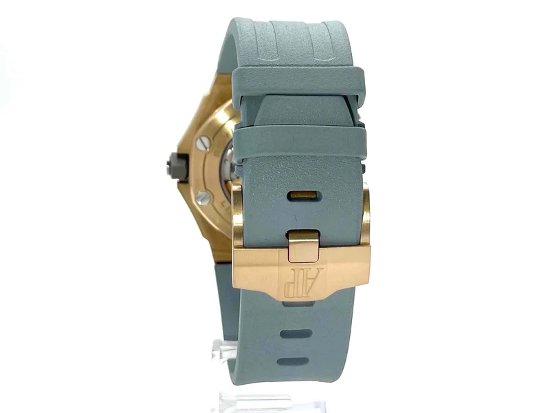 Audemars Piguet Royal Oak Offshore Diver 15711OI.OO.A006CA.01 aus 2019 D-Papiere