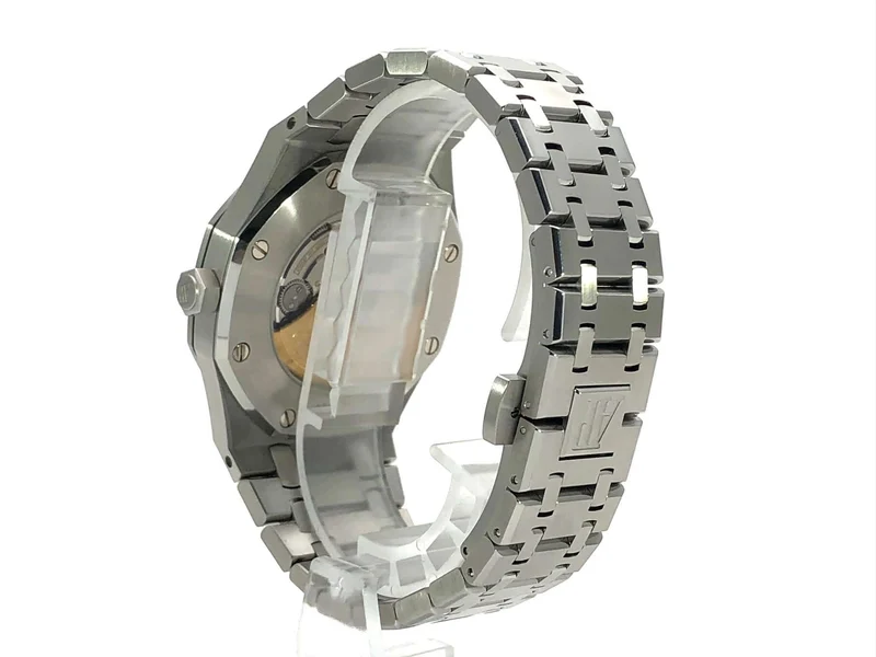 Audemars Piguet AP Royal Oak 15400ST.OO.1220ST.01 aus 2014