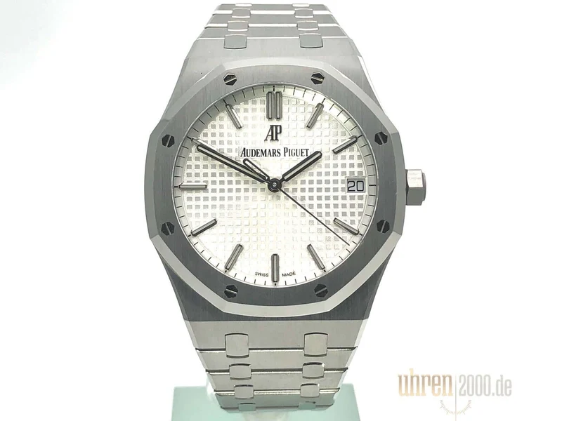 Audemars Piguet AP Royal Oak 15500ST.OO.1220ST.04 aus 2020