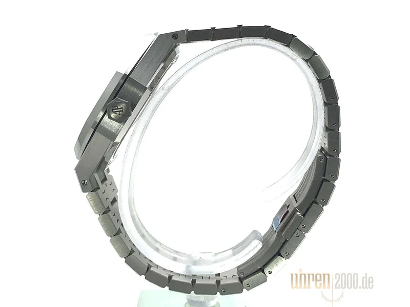 Audemars Piguet AP Royal Oak 15500ST.OO.1220ST.04 aus 2020