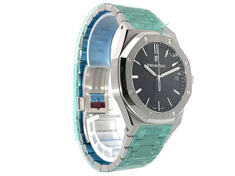 Audemars Piguet AP Royal Oak 15500ST.OO.1220ST.03 verklebt
