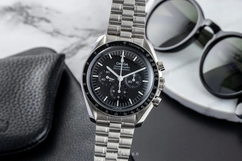 Omega Speedmaster Moonwatch chronograph steel manual winding men's watch 310.30.42.50.01.001 LP: 7600EUR [2602354]
