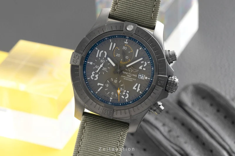 Breitling Avenger chronograph titanium automatic men's watch V13317101L1X1 [2602313]