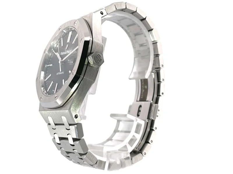 Audemars Piguet AP Royal Oak 15400ST.OO.1220ST.01 aus 2013 D-Papiere