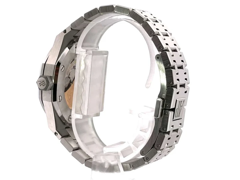 Audemars Piguet Royal Oak 15450ST.OO.1256ST.03 aus 12-2020