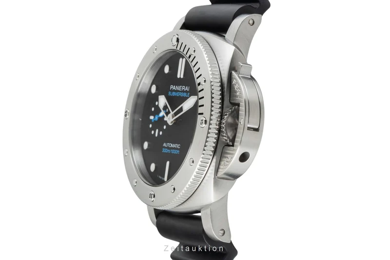 Panerai Submersible steel automatic men's watch PAM00973 LP: 9700EUR [2601954]